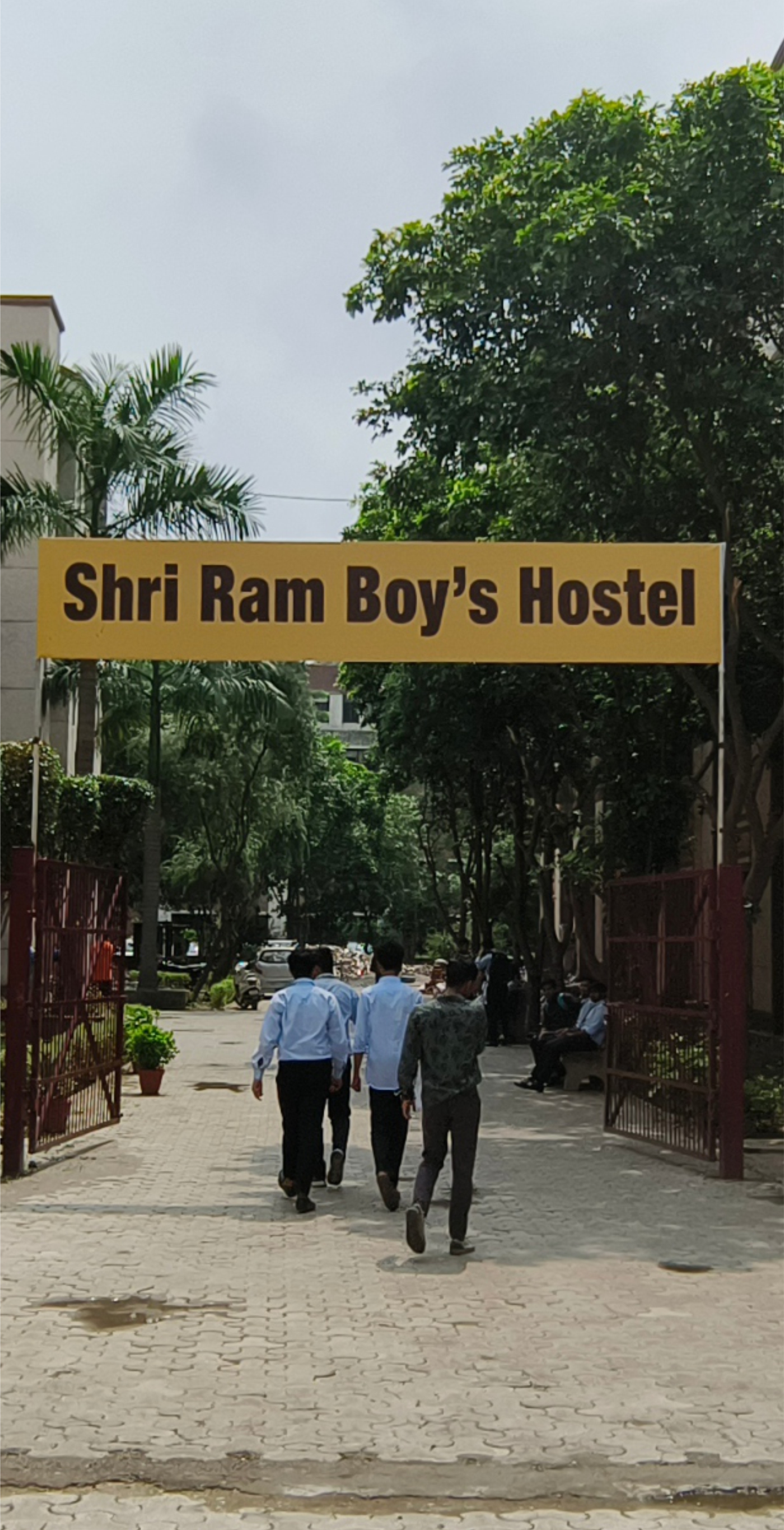 GNIOT Hostel photo 6